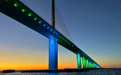 St Pete Boat Tours - Sunset Skyway Bridge Light Show Cruise