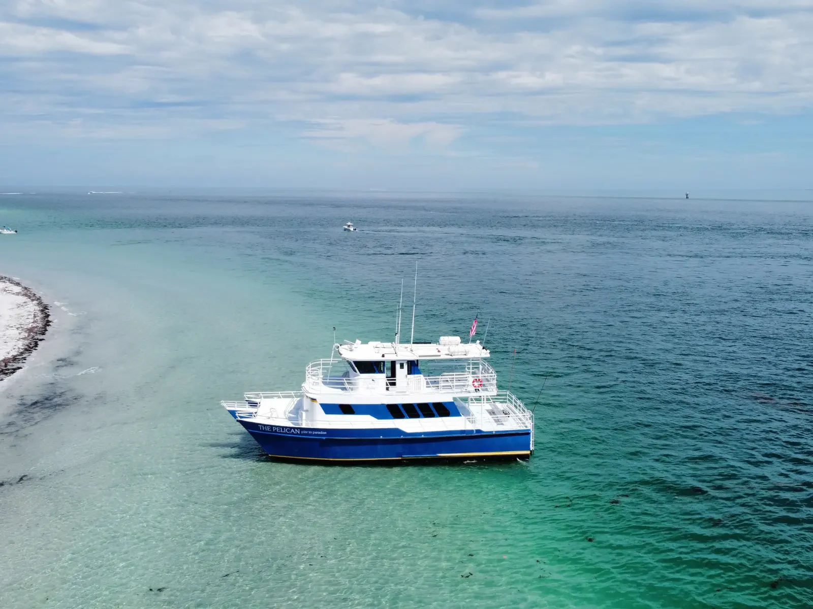 The Pelican St Pete Daily Boat Tours & Cruises
